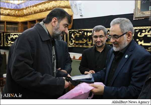 سرداران احمدی مقدم و رادان در حرم امام علی(ع)+عکس سرداران احمدی مقدم و رادان در حرم امام علی(ع)+عکس