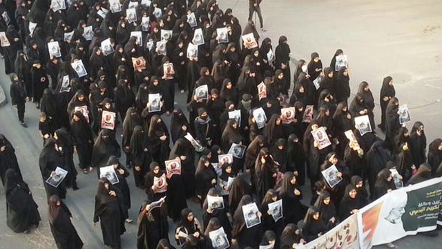 سرکوب عزاداران بحرینی با گاز سمی + عکس