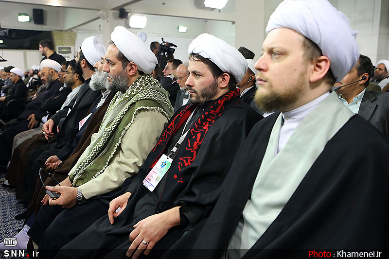 دیدار شرکت‌کنندگان کنگره جهانی جریان‌های افراطی و تکفیری با رهبر انقلاب+تصاویر