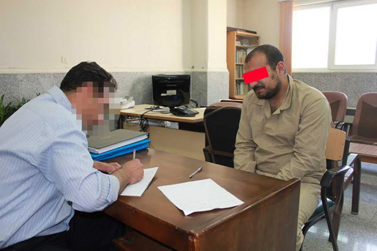 کشتن پدر و خواهر به خاطر تماشای تلویزیون!+عکس کشتن پدر و خواهر به خاطر تماشای تلویزیون!+عکس