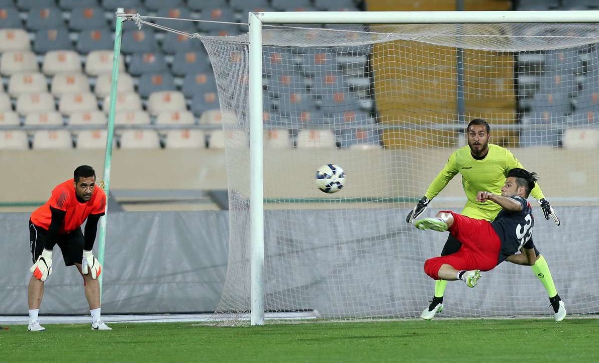 تمرین پرسپولیس و النصر در ورزشگاه آزادی+تصاویر