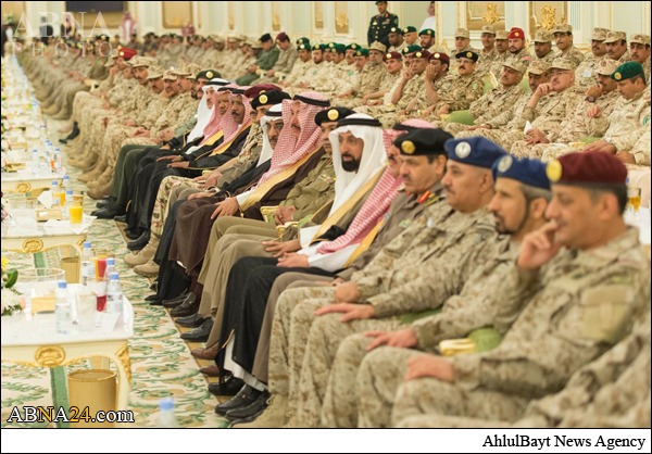 دیدار افسران ارشد آل سعود با پادشاه+تصاویر دیدار افسران ارشد آل سعود با پادشاه+تصاویر