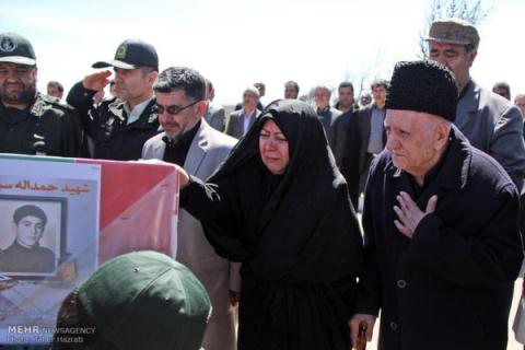 تشییع پیکر شهید حمدالله سرداری در اردبیل تشییع پیکر شهید حمدالله سرداری در اردبیل