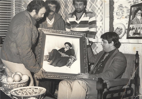 عکس منتشر نشده از مرحوم سیدصادق طباطبایی عکس منتشر نشده از مرحوم سیدصادق طباطبایی