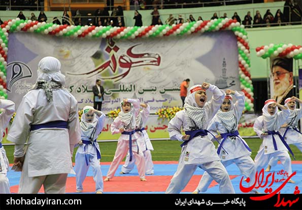 عکس/جشن میلاد کوثر در ورزشگاه آزادی