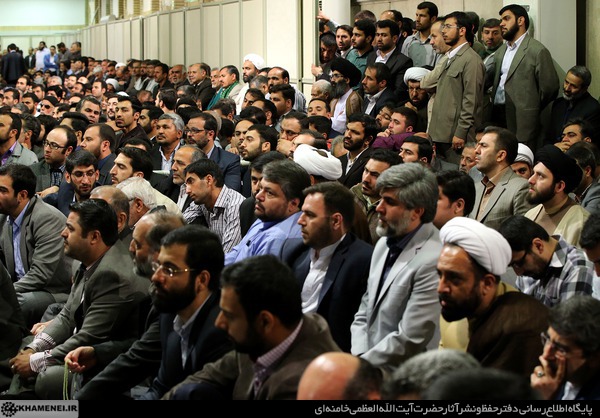 دیدار مداحان اهل بیت(ع) با رهبر انقلاب در روز ولادت حضرت فاطمه(س)