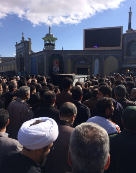 تصاویر/ تشییع پیکر همشیره رهبر انقلاب