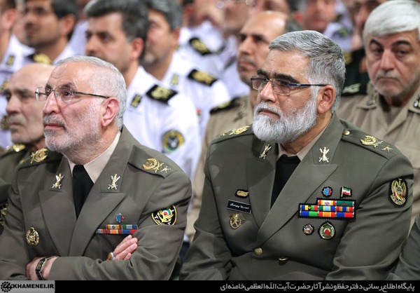 دیدار فرماندهان و کارکنان ارتش با فرمانده کل قوا/تصاویر