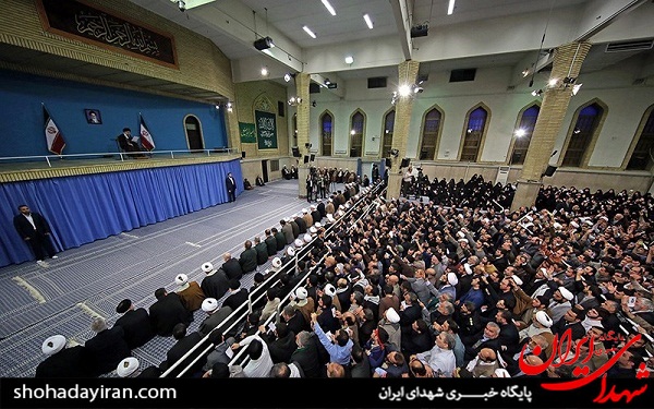 عکس/ دیدار پر شور مردم قم با امام خامنه ای
