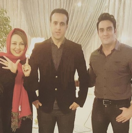 کریخوانی بازیگر زن در حضور کریمی! +عکـس کریخوانی بازیگر زن در حضور کریمی! +عکـس