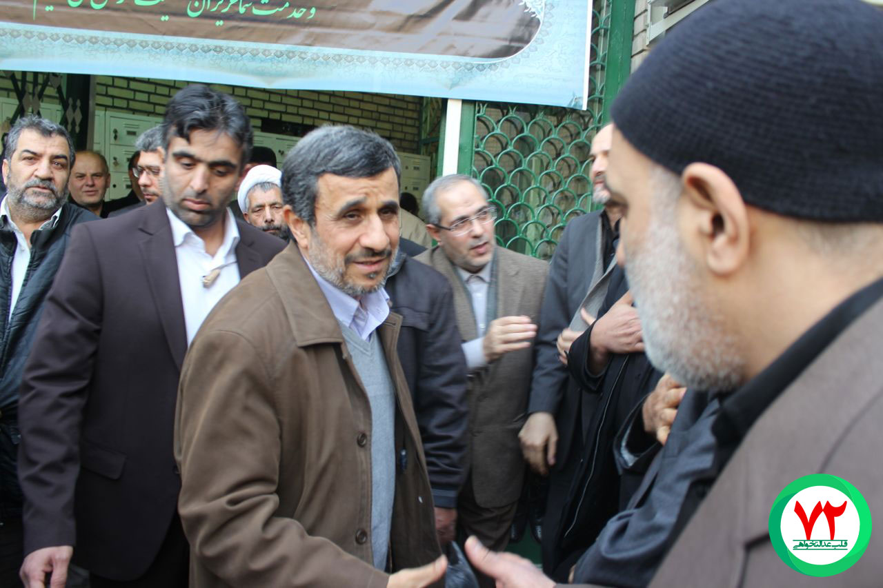 احمدینژاد در ختم حجتالاسلام مجاهد +عکس احمدینژاد در ختم حجتالاسلام مجاهد +عکس