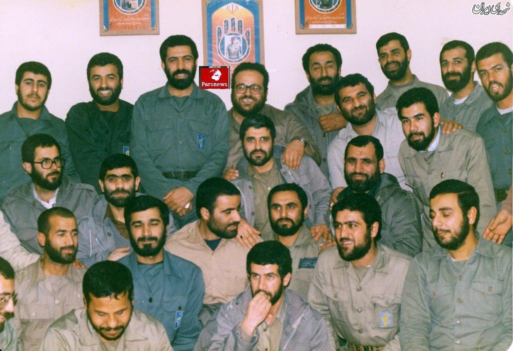 حاج محمد در جمع رزمندگان گردان حمزه + عکس