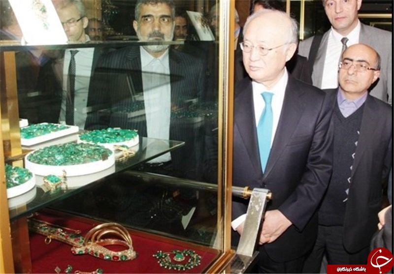 بازدید آمانو از خزانه جواهرات ملی ایران + عکس بازدید آمانو از خزانه جواهرات ملی ایران + عکس