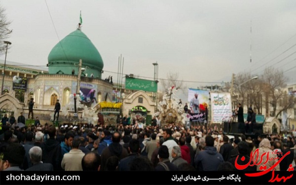 حضور مادر شهید دفاع مقدس در تشییع شهید مدافع حرم + عکس