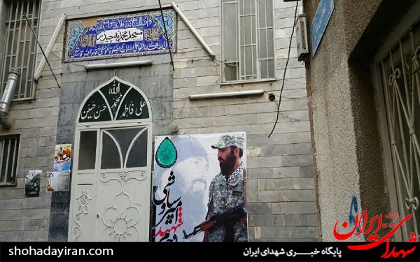 حضور مادر شهید دفاع مقدس در تشییع شهید مدافع حرم + عکس