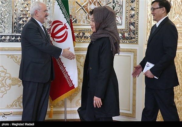 شیطنت در شایعهسازی دروغین علیه ظریف +تصاویر شیطنت در شایعهسازی دروغین علیه ظریف +تصاویر