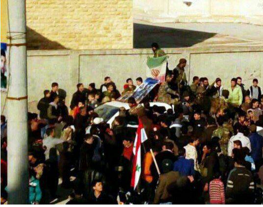 پرچم جمهوری اسلامی در نبل و الزهرا + عکس