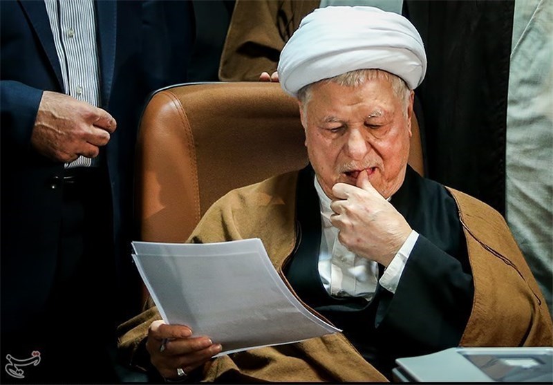 انتقاد از آیتالله هاشمی خودیها را هم اخراج کرد! انتقاد از آیتالله هاشمی خودیها را هم اخراج کرد!