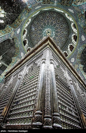 عکس/ حرم حضرت زینب(س) به مناسبت ولادت ایشان