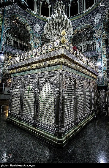 عکس/ حرم حضرت زینب(س) به مناسبت ولادت ایشان