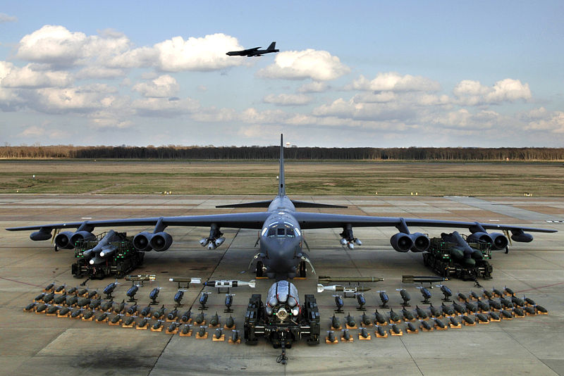 بمب افکنهای B-52 به خاورمیانه میآیند + عکس بمب افکنهای B-52 به خاورمیانه میآیند + عکس