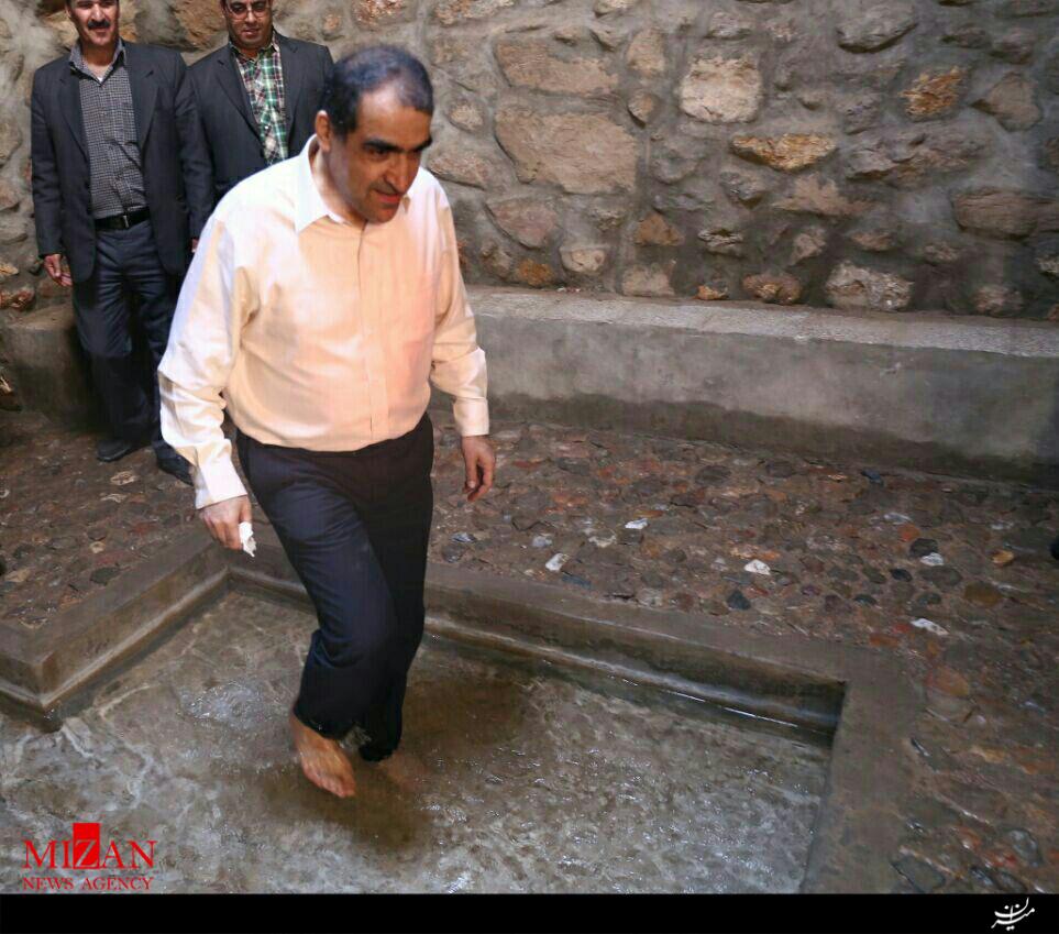 وزیر بهداشت در حال وزیر بهداشت در حال