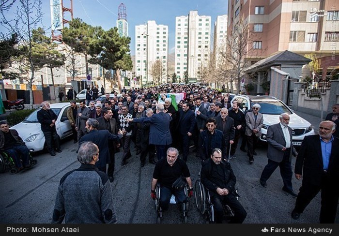 عکس/ تشییع سپاری جانباز شهید حسین نیکپور عکس/ تشییع سپاری جانباز شهید حسین نیکپور