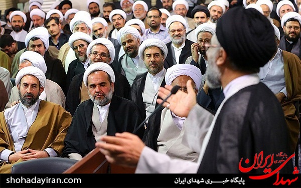 عکس/ دیدار طلاب و فضلای حوزه علمیه قم با رهبری