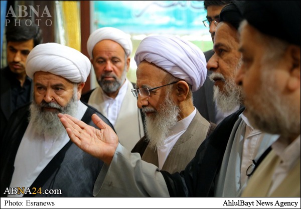 قلمزنی آیتالله جوادی در کارگاه ساخت ضریح+تصاویر قلمزنی آیتالله جوادی در کارگاه ساخت ضریح+تصاویر