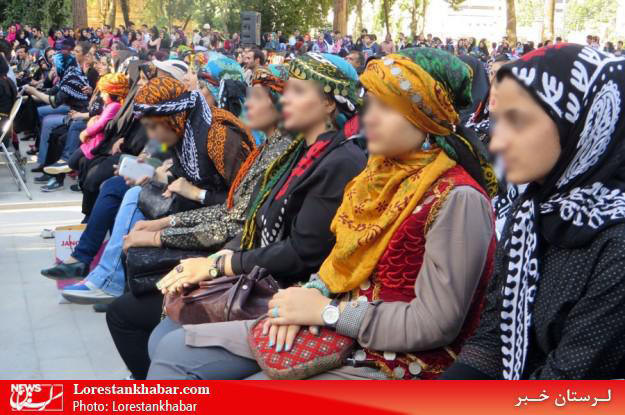 از رقص مختلط تا بیحجابی در یک همایش!+تصاویر از رقص مختلط تا بیحجابی در یک همایش!+تصاویر
