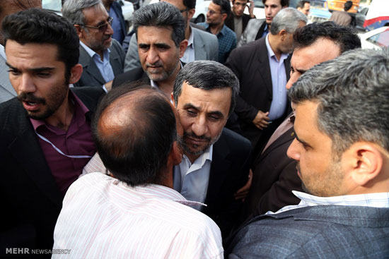 استقبال پرشور مردم همدان از احمدی نژاد/تصاویر استقبال پرشور مردم همدان از احمدی نژاد/تصاویر