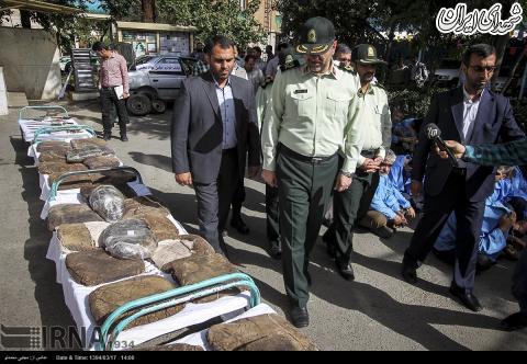 کشف 500 کیلوگرم مواد مخدر در تهران + تصاویر کشف 500 کیلوگرم مواد مخدر در تهران + تصاویر