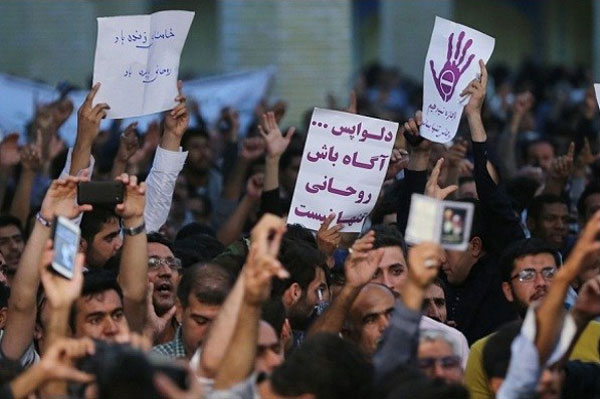 كلید اغتشاشات حرم امام از جیب كودتاگران ۸۸ درآمد! كلید اغتشاشات حرم امام از جیب كودتاگران ۸۸ درآمد!