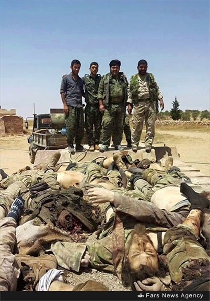 برخورد دوگانه آمریکا با ستون داعش و صدام +عکس برخورد دوگانه آمریکا با ستون داعش و صدام +عکس