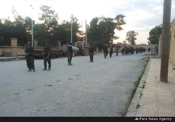 برخورد دوگانه آمریکا با ستون داعش و صدام +عکس برخورد دوگانه آمریکا با ستون داعش و صدام +عکس