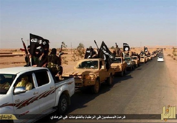 برخورد دوگانه آمریکا با ستون داعش و صدام +عکس برخورد دوگانه آمریکا با ستون داعش و صدام +عکس