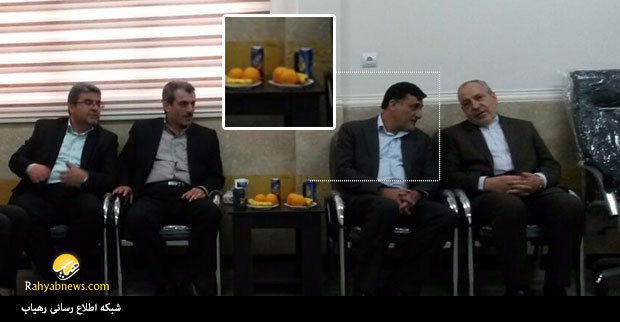 استقبال از وزیر با آبمیوه عربستانی! +عکس استقبال از وزیر با آبمیوه عربستانی! +عکس