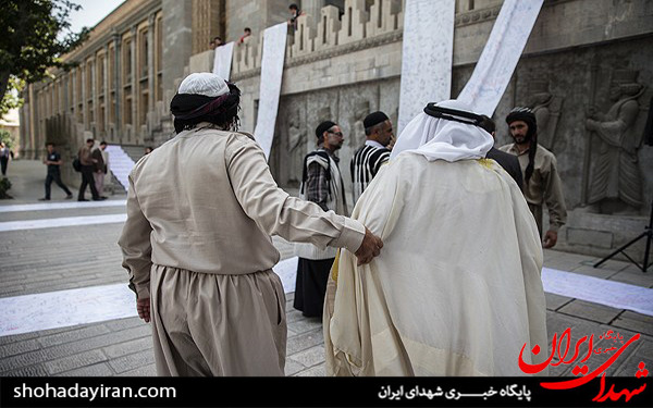 عکس/تحویل طومار گزاره‌برگ ملی به وزارت خارجه