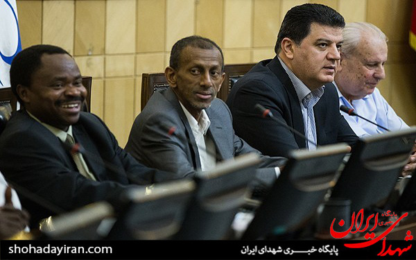 عکس/دیدار رئیس مجلس شورای اسلامی با سفرای کشورهای اسلامی
