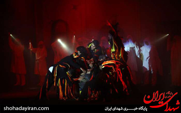 عکس/نمایش «توبه نمی کنم»