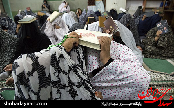 عکس/احیای نوزدهم رمضان در ندامتگاه زنان