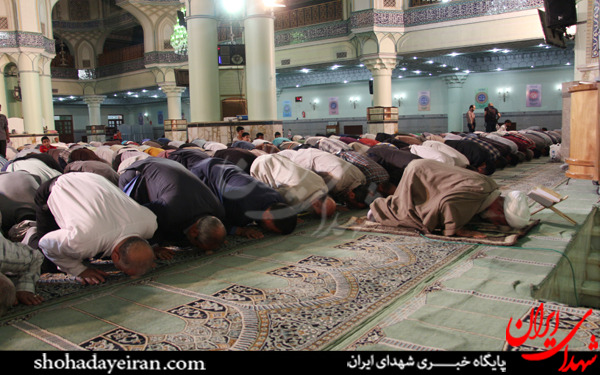 عکس/افطار در حرم حضرت عبدالعظیم (ع)
