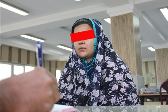 زن با پرتاب چاقو، همسرش را کشت + عکس زن با پرتاب چاقو، همسرش را کشت + عکس