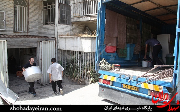 ستاد اجرایی فرمان امام خواهر شهید را صاحب خانه کرد