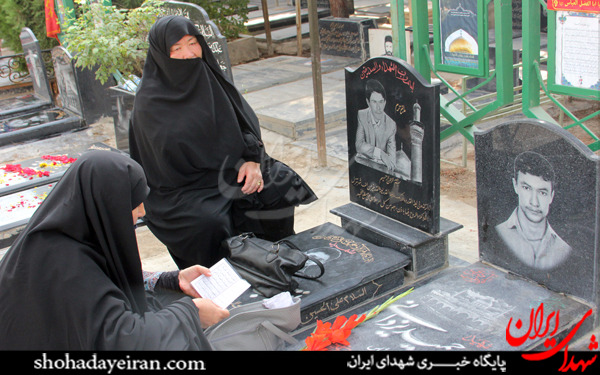 عکس/ گلزار شهدای برادران افغانی مدافع حرم عکس/ گلزار شهدای برادران افغانی مدافع حرم