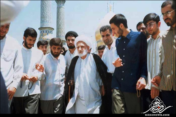 آیتالله بهجت در حرم حضرت عبدالعظیم(ع)+عکس آیتالله بهجت در حرم حضرت عبدالعظیم(ع)+عکس