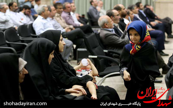 عکس/رونمایی از قرآن اهدایی به حرم مطهر حضرت ابوالفضل العباس (ع)