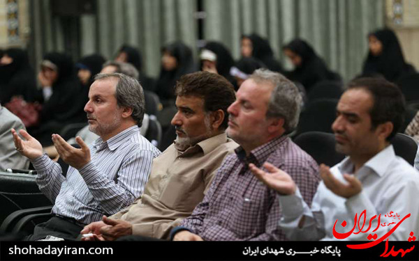 عکس/رونمایی از قرآن اهدایی به حرم مطهر حضرت ابوالفضل العباس (ع)