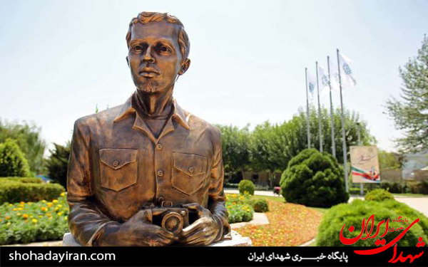 عکس/رونمایی از سردیس شهدای خبرنگار در بوستان گفت وگو