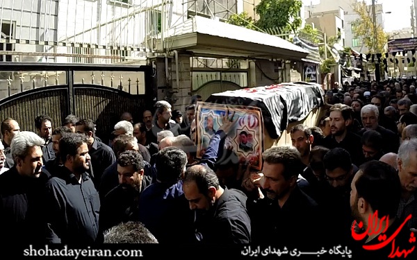 عکس/ تشییع مادر شهیدان محمدی